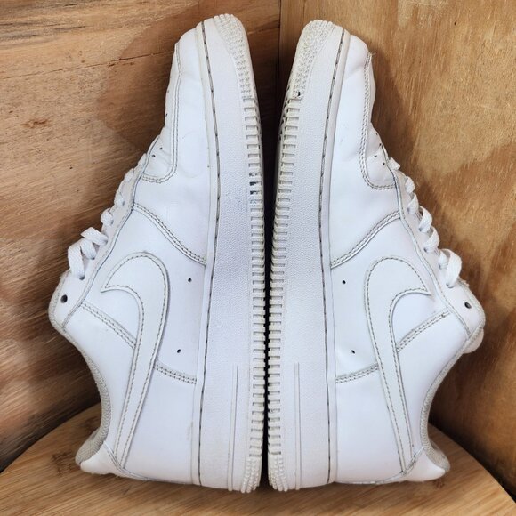 Nike Air Force 1 Womens Sneakers - Picture 8 of 10